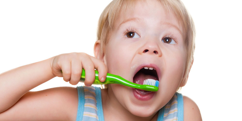 ¿Cómo cuidar los dientes de tus hijos?